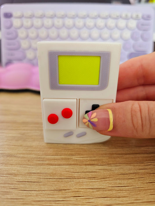 Retro Game Boy Clicker